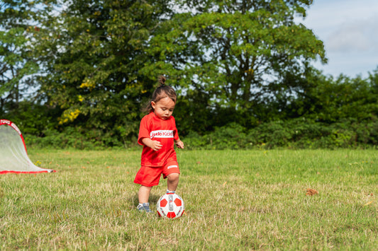Junior Kickers Kit (Ages 2½ – 3½ Years)